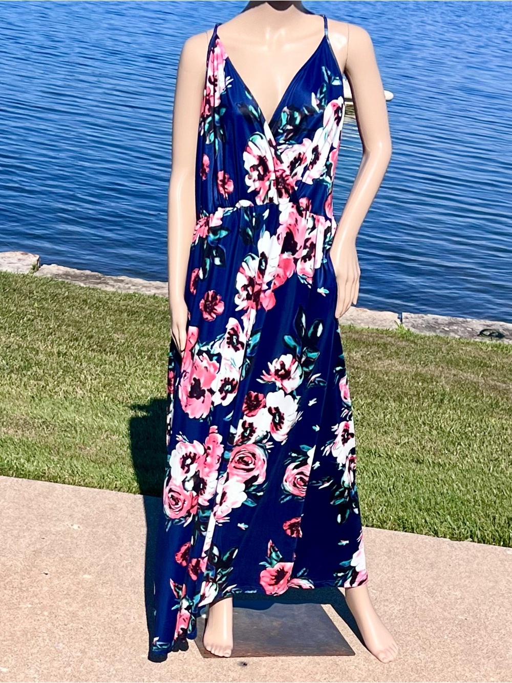 - Ouges XXL Strappy Floral Cross Front Dress! NEW!